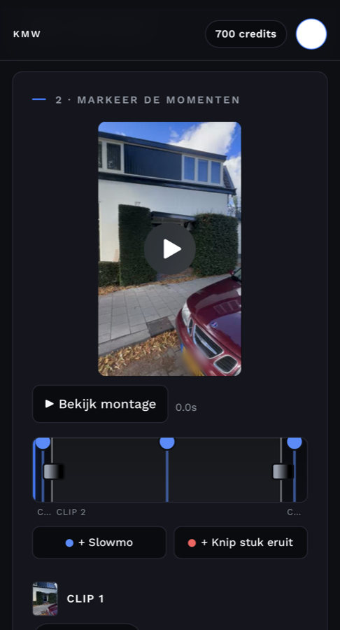 De app op een telefoon: de speler met daaronder de tijdlijn en de aangetikte momenten